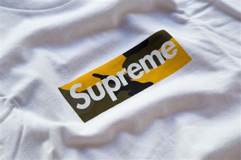 supreme brooklyn box logo